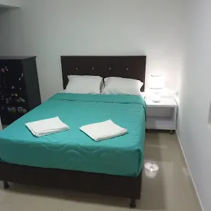 En Apartamento Central, Cerca De Sitios Turisticos Jardin Botanico Y Metro Estacion Universidad Habitación en casa particular